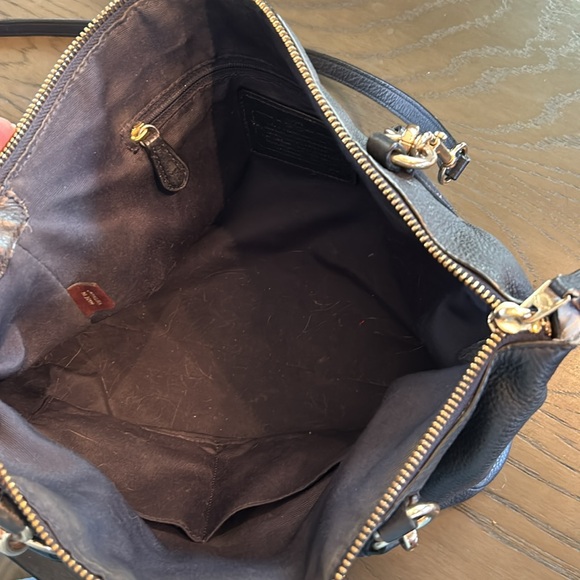 Coach Bag with Handles and Cross Body/Shoulder Strap. Silver Hardware - Picture 12 of 13